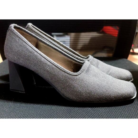 Villager Liz Claiborne Gray "Corby" 3" Square Heeled Pump Size 9A Soft Comfy - Picture 3 of 4